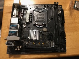 Asrock Z270 mini-ITX